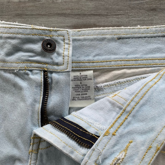 Jean Shorts - Picture 3 of 3